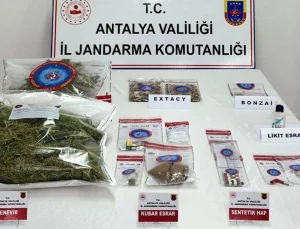 Gazipaşa’da Yol Kontrolünde 27 Bin 956 Sentetik Hap Ele Geçirildi
