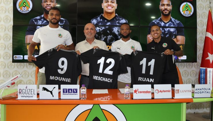 Alanyaspor’da İmza Töreni: Steve Mounie, Elia Meschack ve Ruan Duarte Resmen Takımda!