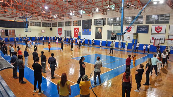 Alanya’da Zeybek Kültürü Yaşatılıyor: Üçüncü Dönem Kursları Başladı