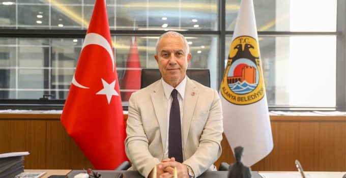 Başkan Özçelik’ten 29 Ekim Mesajı: Cumhuriyetimizin Işığı Yolumuzu Aydınlatıyor