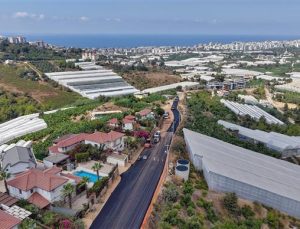 Alanya Belediyesi Kargıcak Mahallesi’nde Sıcak Asfalt Çalışmalarına Devam Ediyor