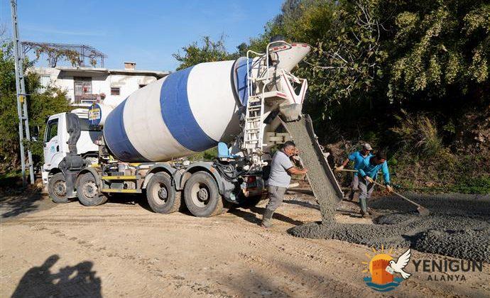 Kestel Bük Caddesi Yenilendi: Alanya Belediyesi 270 Metrelik Beton Yol Çalışmasını Tamamladı