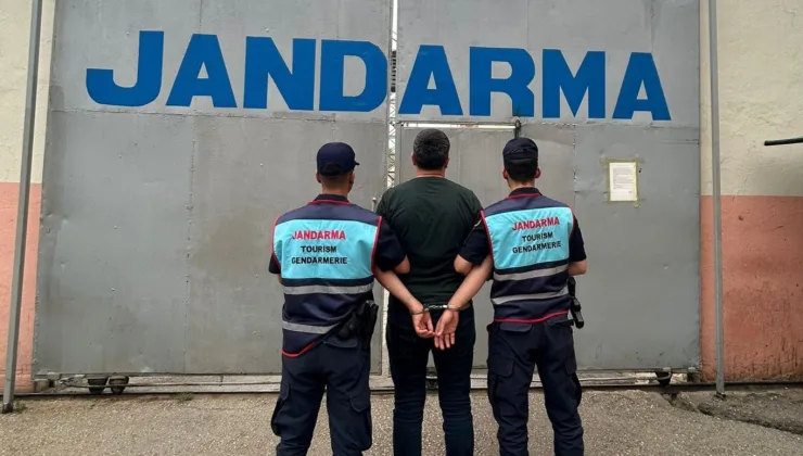 Alanya’da 9 Suçtan Aranan Zanlı Jandarmadan Kaçamadı