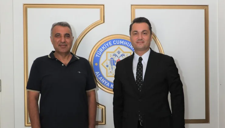 Eski Kaymakam Mustafa Harputlu’dan Alanya Kaymakamı Öztürk’e Nezaket Ziyareti