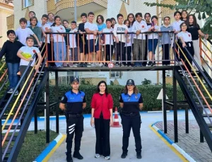 Alanya’da Miniklere Uygulamalı Trafik Eğitimi