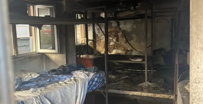 Alanya’da Apartman Dairesinde Yangın: Vatandaşlar İlk Müdahaleyi Yaptı