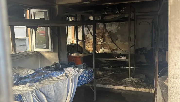 Alanya’da Apartman Dairesinde Yangın: Vatandaşlar İlk Müdahaleyi Yaptı