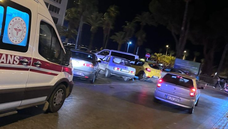 Alanya Anıt Yanındaki Yol Çalışması Trafiği Felç Etti: 112 Aracı Bile Gecikti