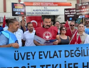 Alanya’da Kamu Çalışanları İş Bıraktı