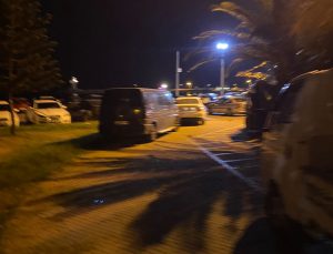 Alanya’nın Göbeğinde Trafik Skandalı: Çok Sayıda Araca Müdahale Saatler Sonra Geldi