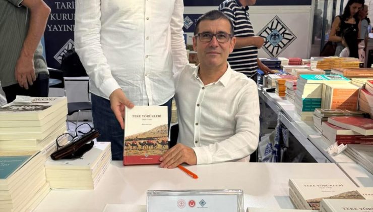 Prof. Dr. Mehmet Ak, Antalya Kitap Fuarı’nda “Teke Yörükleri” Üzerine Eseriyle İlgi Gördü