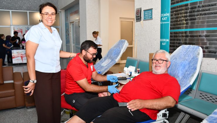 Alanya’da Sağlıkçılardan Türk Kızılayı’na Kan Bağışı Desteği