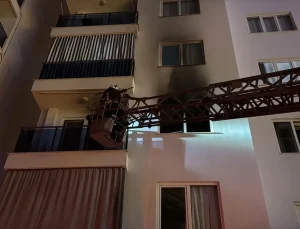 Alanya’da Apartman Dairesinde Yangın: Dumandan Etkilenen Kadın Tedavi Edildi