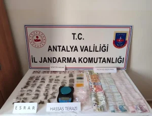Antalya’da Jandarmadan Eş Zamanlı Uyuşturucu Operasyonu