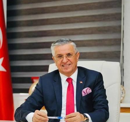 Kemer Belediyesi’nde FETÖ ve Yolsuzluk İddiaları Gündemde