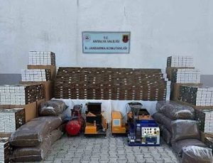 Antalya’da Jandarmadan Kaçak Tütün ve Sigara Operasyonu: 1 Milyon Makaron Ele Geçirildi