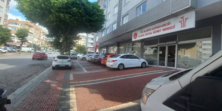 SON DAKİKA | Alanya’da sahipsiz kalan 9 yaşındaki kıza devlet sahip çıktı