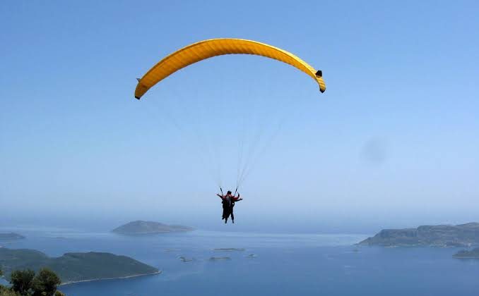 Alanya’da Yamaç Paraşütü Gerilimi: Şükrü Güneri’den Alanyaspor’a Sert İddialar