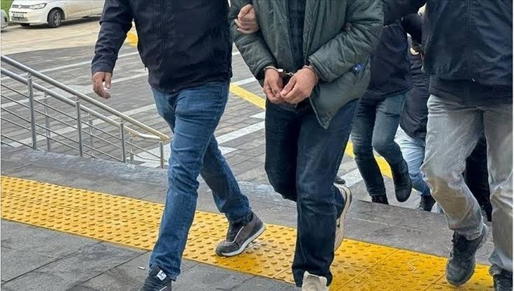 Antalya Alanya’da Jandarmadan Uyuşturucu Operasyonu: 1 Kilo 650 Gram Metamfetamin Ele Geçirildi
