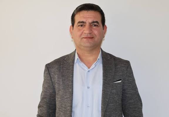 CHP’li Aksu Belediyesi’nde Üç Başkan Yardımcısından İstifa