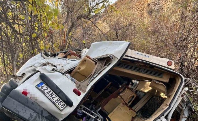 Hadım’da Okul Servisi Dereye Uçtu: 13 Öğrenci Yaralı